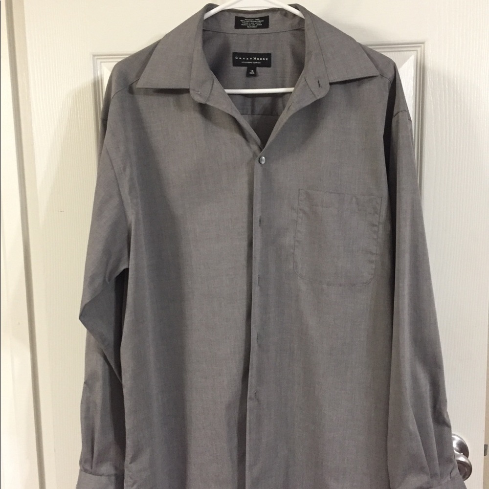 Preowned men’s button up